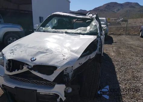 2012 BMW X5 xDrive50I z USA, uszkodzony, nr VIN 5UXZV8C54CL423468